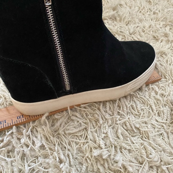 STEVE MADDEN WANDA - BLACK SUEDE FUR-LINED PLATFORM/HIDDEN WEDGE SNEAKER BOOTIE - Picture 10 of 10